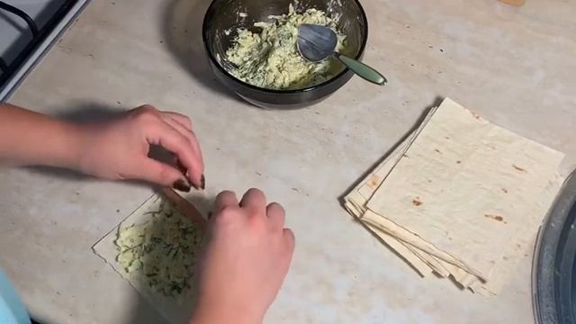 Сосиски в лаваше! Очень вкусно и просто! смотреть онлайн