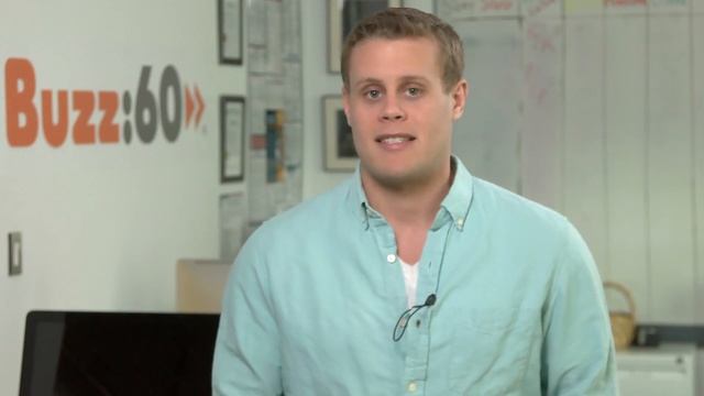 Man Refuses to Take Pasta Strainer off Head For Driver's License Photo смотреть онлайн