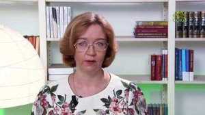 У книжной полки. Почитание святых