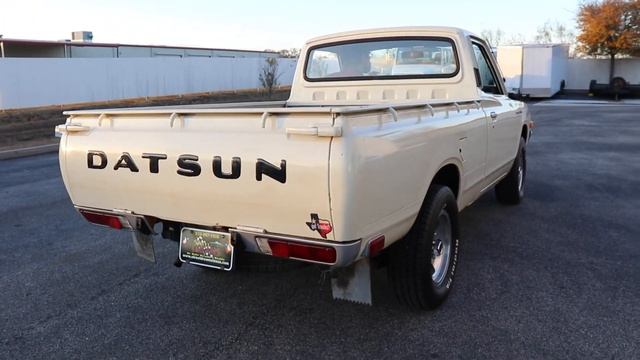 72 Datsun  1600 PK White 72-4369P