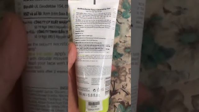 Sữa rửa mặt trị mụn Floslek Antibacterial face cleansing gel 200ml смотреть онлайн