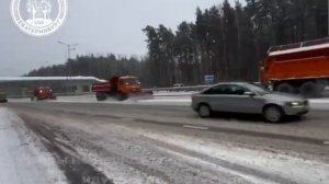 Снегоуборочную технику выведут в Екатеринбурге ночью