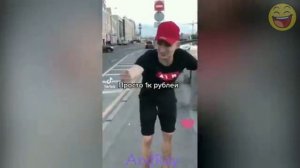 Лучшие приколы tik tok, чудики из тик ток. Смех до слез. Ржач. Угар. Прикол, смех. юмор, глупые люди