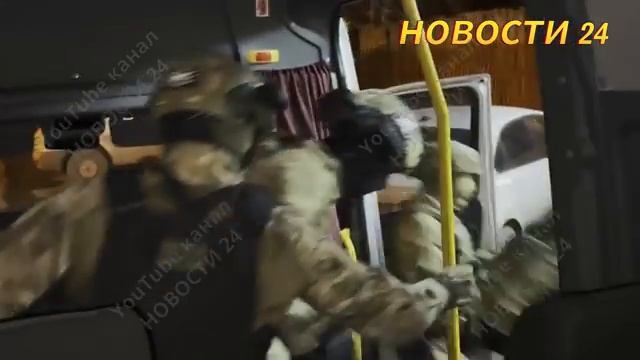 Сбежавший из психбольницы мигрант ОТКУСИЛ женщине нос и умер!.mp4
