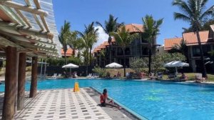 Breakfast and Lunch at Maritim Crystal Beach Hotel | Mauritius | Hotel Vlog | Belle Mare #hotel