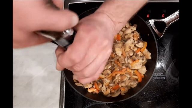 Готовим без рецепта. Фрикасе из куриного филе смотреть онлайн