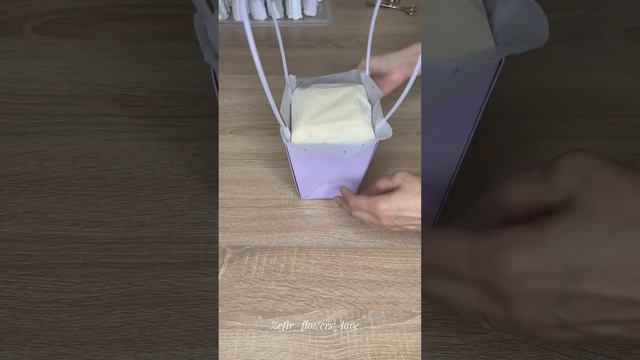 Букет зефирный в сумочке. Зефирные тюльпаны букет.