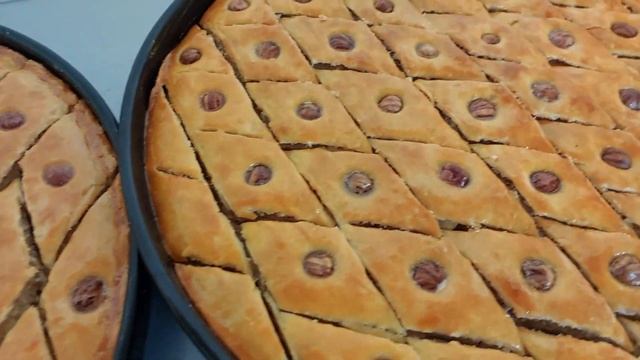 Пахлава Бакинская,Пахлава Сочинская и Самовар Чай☕️👌👍
