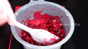 🍒Пирог с вишнями и воздушной меренгой Люда Изи Кук вишневый праздничный пирог, выпечка на праздник