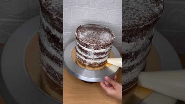 Обтяжка торта. Торттың сыртын тегіс қаптауға арналған крем🤗 #shorts #рекомендации #shortvideo смотреть онлайн