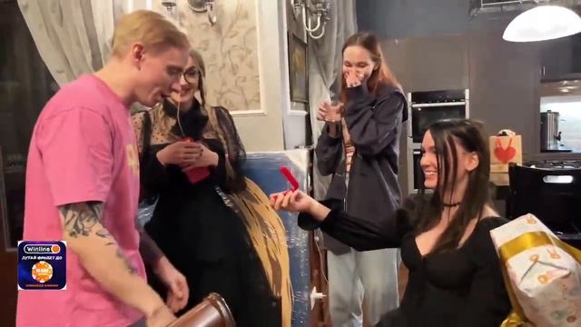 ТРАНСФОРМЕР УМЕЕТ УДИВЛЯТЬ смотреть онлайн