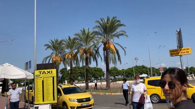 Как нас чуть не кинули с трансфером и как нам помогли. Мой стресс по приезду. Мужу понравились ноги