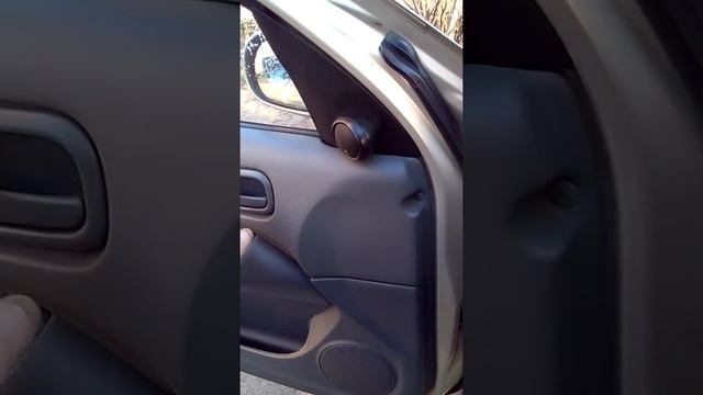 Первые минуса. Замерзла вода в замке Nissan Almera Classic. смотреть онлайн