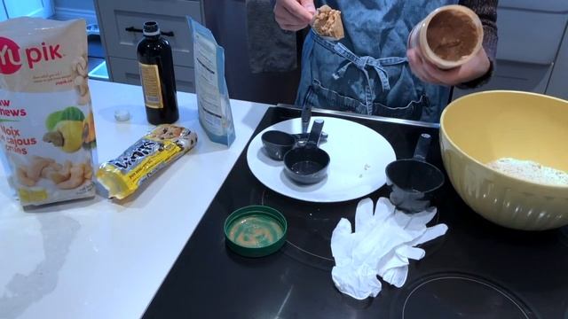 How To Make Protein Balls in 5 Minutes смотреть онлайн