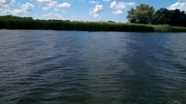 Відпочинок на Дніпрі смотреть онлайн