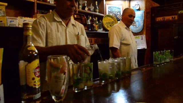 Ernest Hemingway-н уудаг байсан Mojito - Дэлхийгээр Аялагчид / Cuba смотреть онлайн