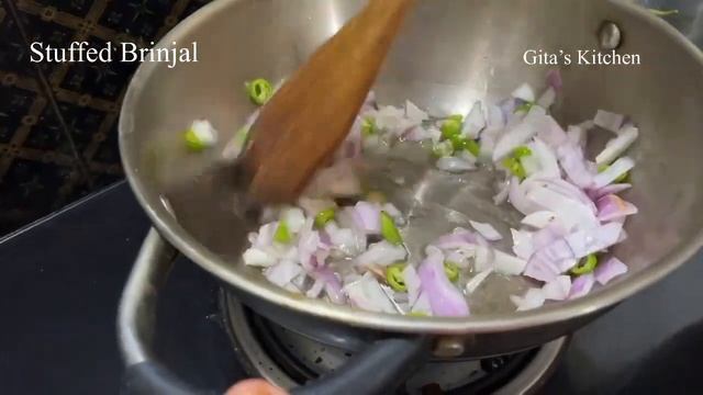 Brinjal Curry I Tasty Stuffed Brinjal Recipe I Indian Veg Lunch/Dinner Combo I смотреть онлайн