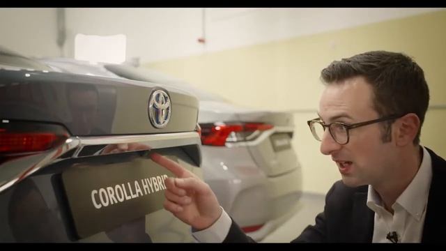 Toyota Corolla Saloon Virtual Tour смотреть онлайн