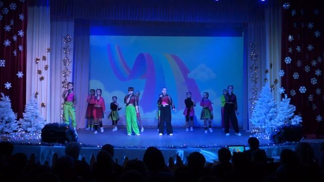 Эстрадный ансамбль " Карусель" - Брызги смотреть онлайн