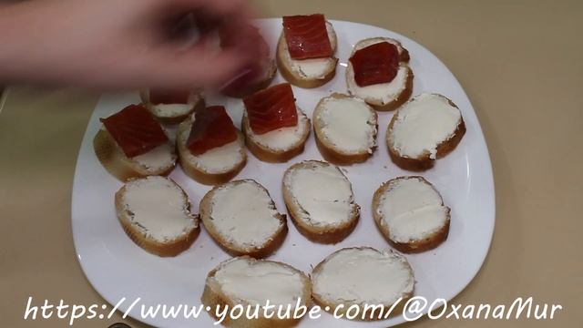 Канапе . Закуска на шпажках.Canapes . Snack on skewers.