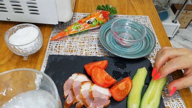 АСМР ИТИНГ😋 ЖАРЕНЫЕ ЧЕБУРЕКИ🥟 КОПЧЁНАЯ ГРУДИНКА И МАРМЕЛАД ☺ смотреть онлайн