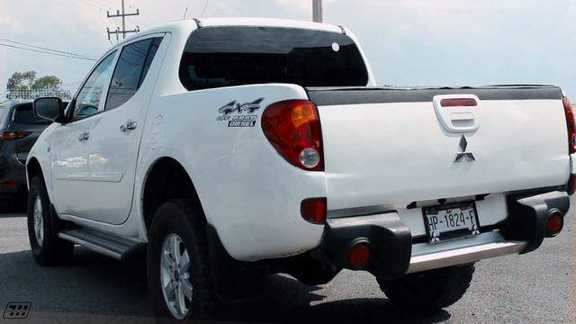 MITSUBISHI L200 PICK UP 4X4 2015 смотреть онлайн