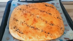 ПИРОГ НА СКОРУЮ РУКУ, С ЛЮБОЙ НАЧИНКОЙ. ВСЁ СМЕШАЛ И В ДУХОВКУ .