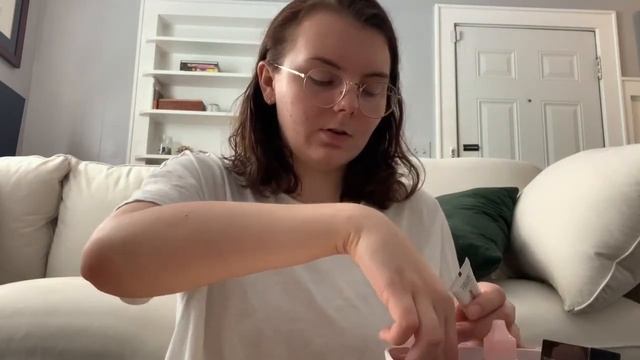 My Minimal Makeup Tour | Glossier, Flesh Beauty, NYX смотреть онлайн