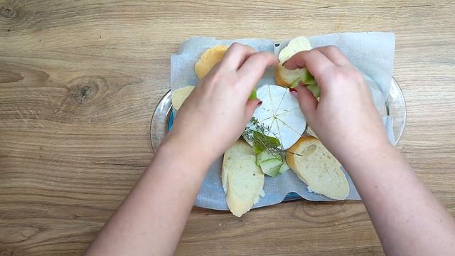 Камамбер с грушей смотреть онлайн