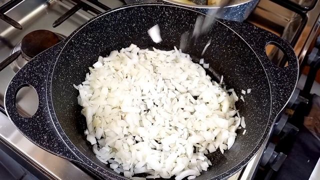 A Persian friend taught me how to cook eggplant 🍆 so delicious! | Eggplant recipe смотреть онлайн