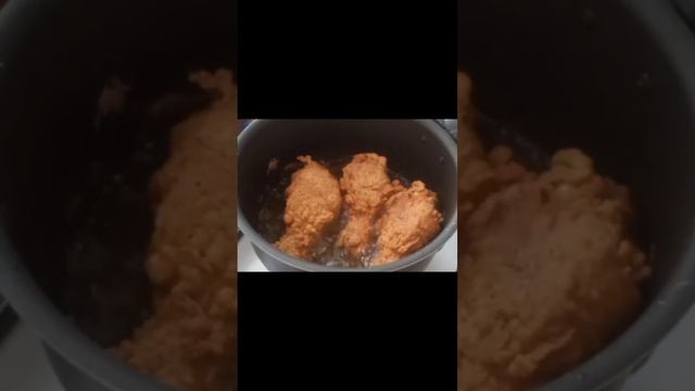 УЙ ШАРОИТИДА МАЗАЛИ КФС ТАЙЙОРЛАЙМИЗ🤤 DELICIOUS KFC😋 смотреть онлайн