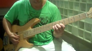 Bass cover - Chaka Khan - Our love's in danger