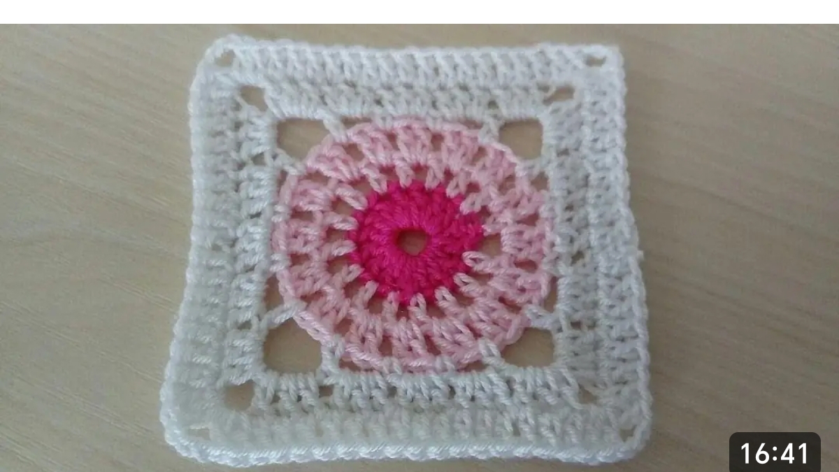 Мотив для детского пледа. Круг в квадрате. Мастер класс смотреть онлайн