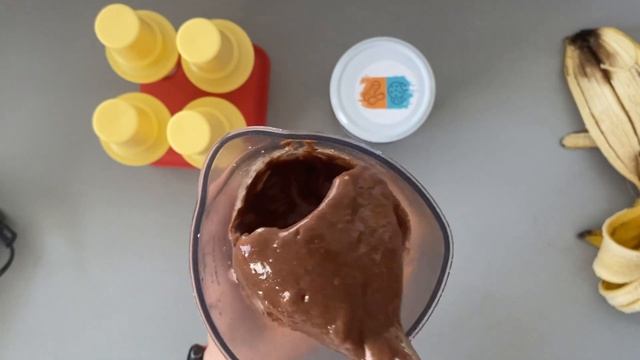 Domowe lody dla dzieci. Łatwy przepis na zdrowe lody czekoladowe. смотреть онлайн