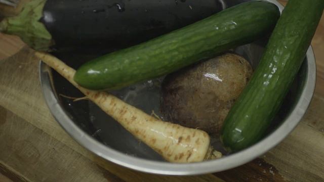 Этот САЛАТ ВЗОРВАЛ интернет цыганка готовит мужик готовит и другие смотреть онлайн