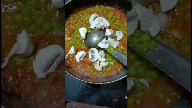 Delicious Healthy Mashrooms 🍜😋 || Easy home made taste #shorts #food #youtubeshorts смотреть онлайн