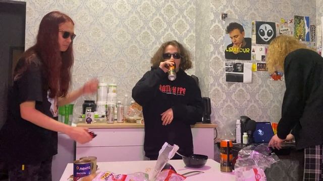 КУЛИНАРНЫЙ АВТОРИТЕТ S1E2 ПЕЛЬМЕННЫЕ ХЛОПЬЯ (СУПЧИК С ПЕЛЬМЕШКАМИ)