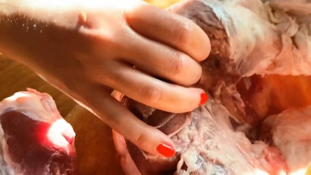 Якщо готувати РУЛЬКУ,то тільки так!СВИНЯЧА РУЛЬКА!Відома закуска,яка зводить з розуму весь світ! смотреть онлайн