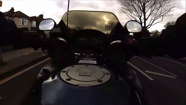 Honda Deauville, West London смотреть онлайн