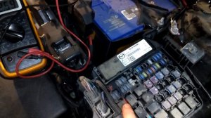 Выносное реле зарядки mazda6-cx5.