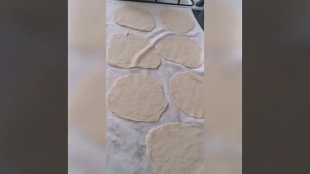 Готовим вкусные ШЕЛПЕКИ😋 (лепешки) смотреть онлайн