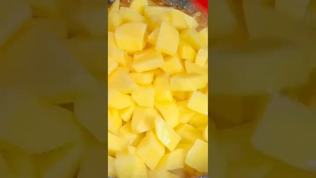 One Pot Juicy Chicken Meal No Oven Needed! #Shorts смотреть онлайн