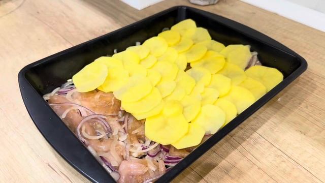 МЯСО ПО-ФРАНЦУЗСКИ (с курицей) КУРИЦА С КАРТОШКОЙ ПО-ФРАНЦУЗСКИ #мясопофранцузки #курица #картошка