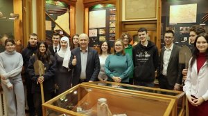 Выставка к 30-летию Елабужской археологической экспедиции