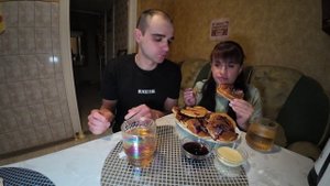 МУКБАНГ НАРЕЗКИ ЛУЧЩЕЕ - АЗУ ГОВЯДИНЫ С МАКАРОНАМИ / ПАНКЕЙКИ / САЛАТ / MUKBANG АСМР 11. 01. 2025