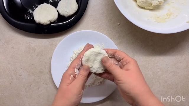 Сырники на завтрак | Syrniki for breakfast смотреть онлайн