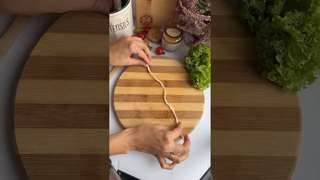 Подача этих закусок удивит ваших гостей! ✨🎄#закуска #shorts смотреть онлайн