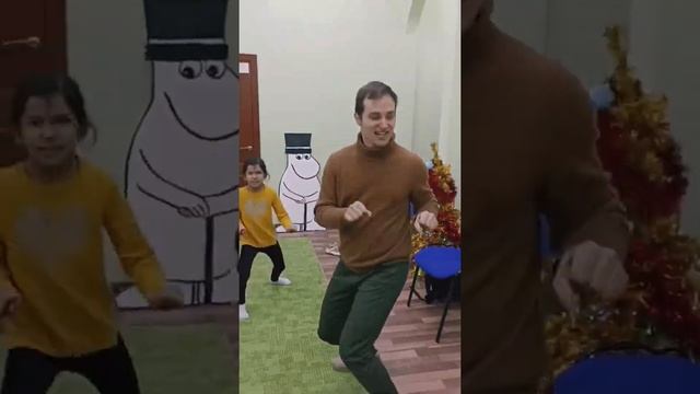 Актерская студия. Разминка и дыхательная гимнастика смотреть онлайн