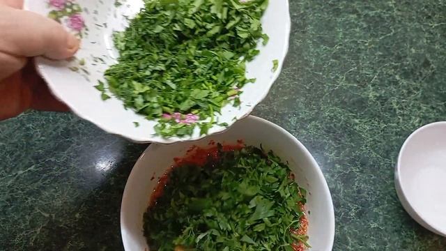 Помидоры по - корейски.Готовяться не сложно.Через сутки будет готова вкусная закуска.