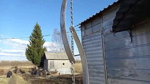 французский сувенир и почему не падает.